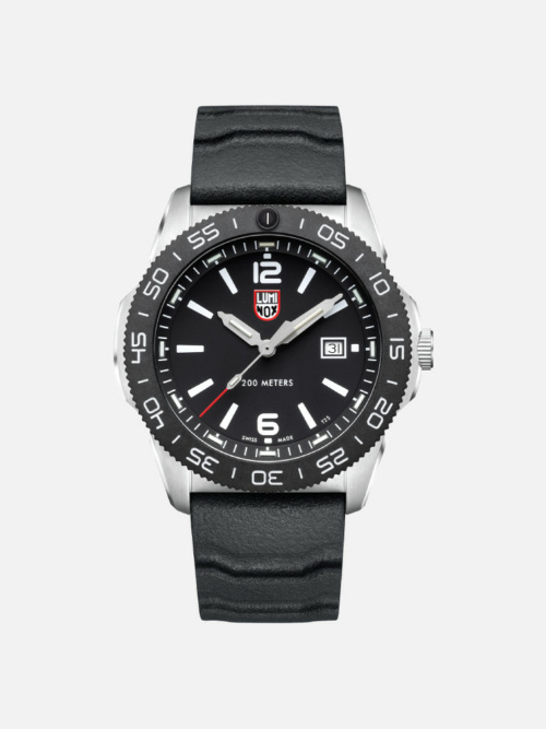 LUM 3120 SERIES PACIFIC DIVER
BLACK DIAL WITH BLACK NBR STRAP